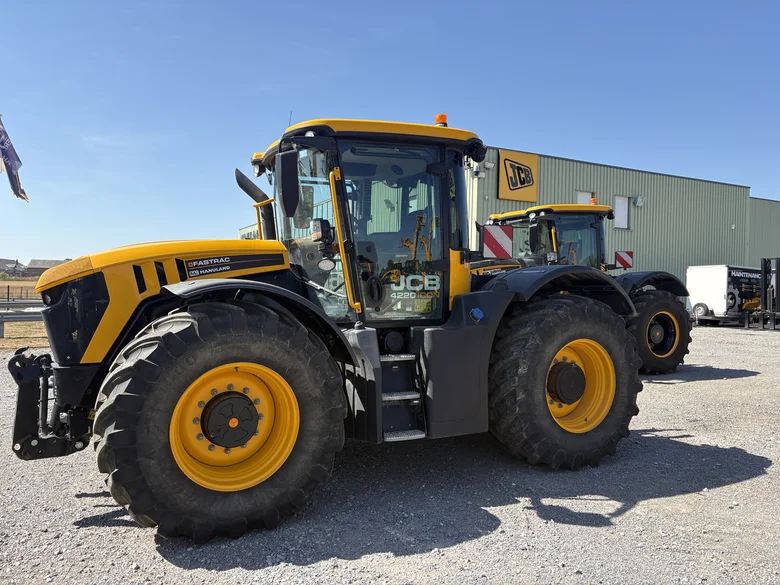 Tracteur Agricole occasion JCB 4220 ICON V