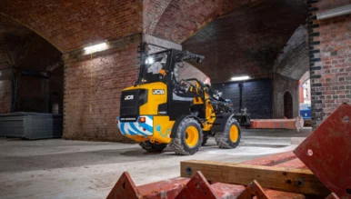 NOUVEAU : chargeuse sur pneumatiques JCB 403E